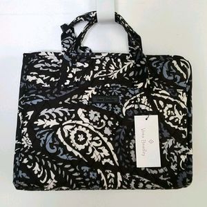 Vera bradley hanging organizer